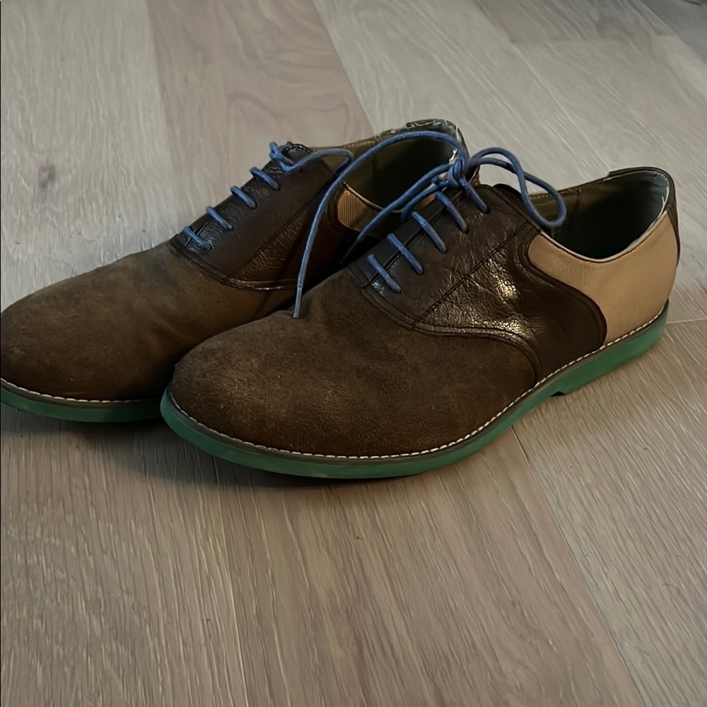 Brown and Tan Oxford Shoes with Classic Design